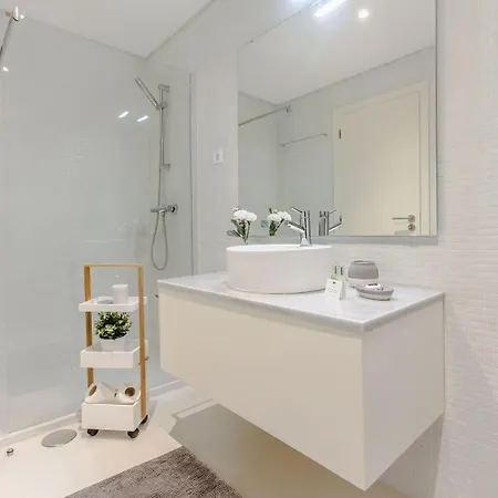 Trindade Flat With Great View Apartamento Oporto