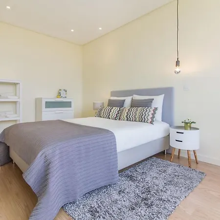 Trindade Flat With Great View Apartamento Oporto