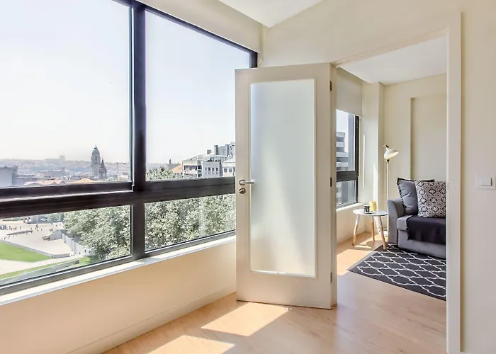 Trindade Flat With Great View * Oporto
