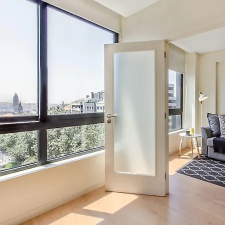 Trindade Flat With Great View * Oporto